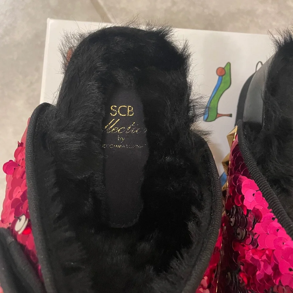 SUECOMMA BONNIE SCB Collection Pink/Silver Sequin Faux Fur Slide Size 38